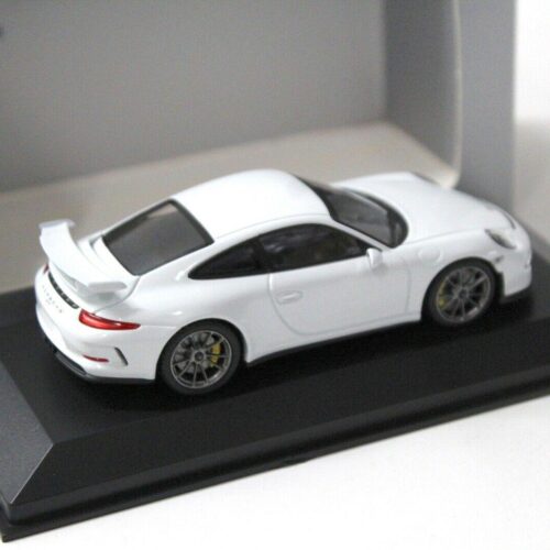 1:43 Minichamps Porsche 911 991 GT3 white DEALER VERSION