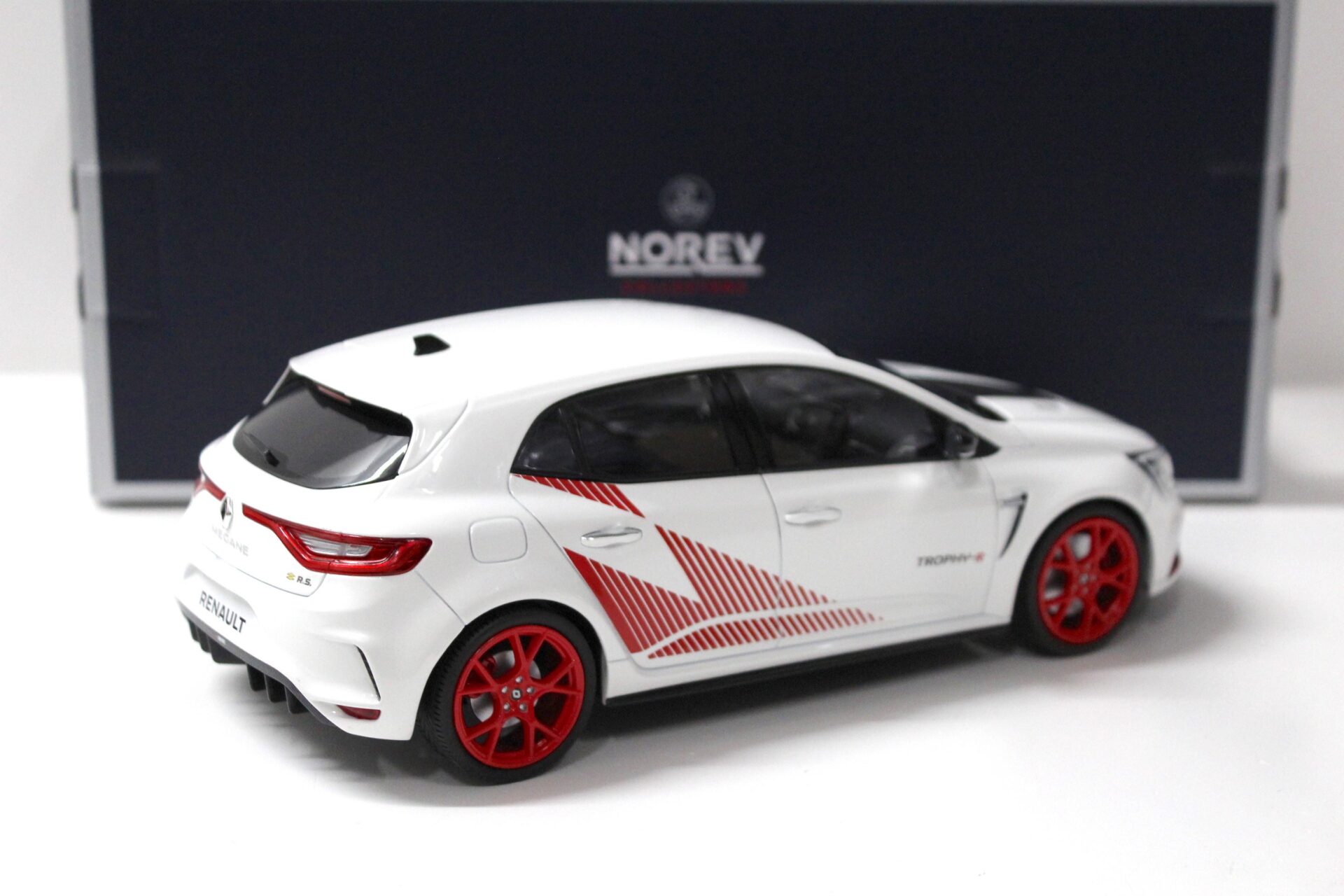 1:18 Norev Renault Megane RS Trophy-R 2019 white/ red
