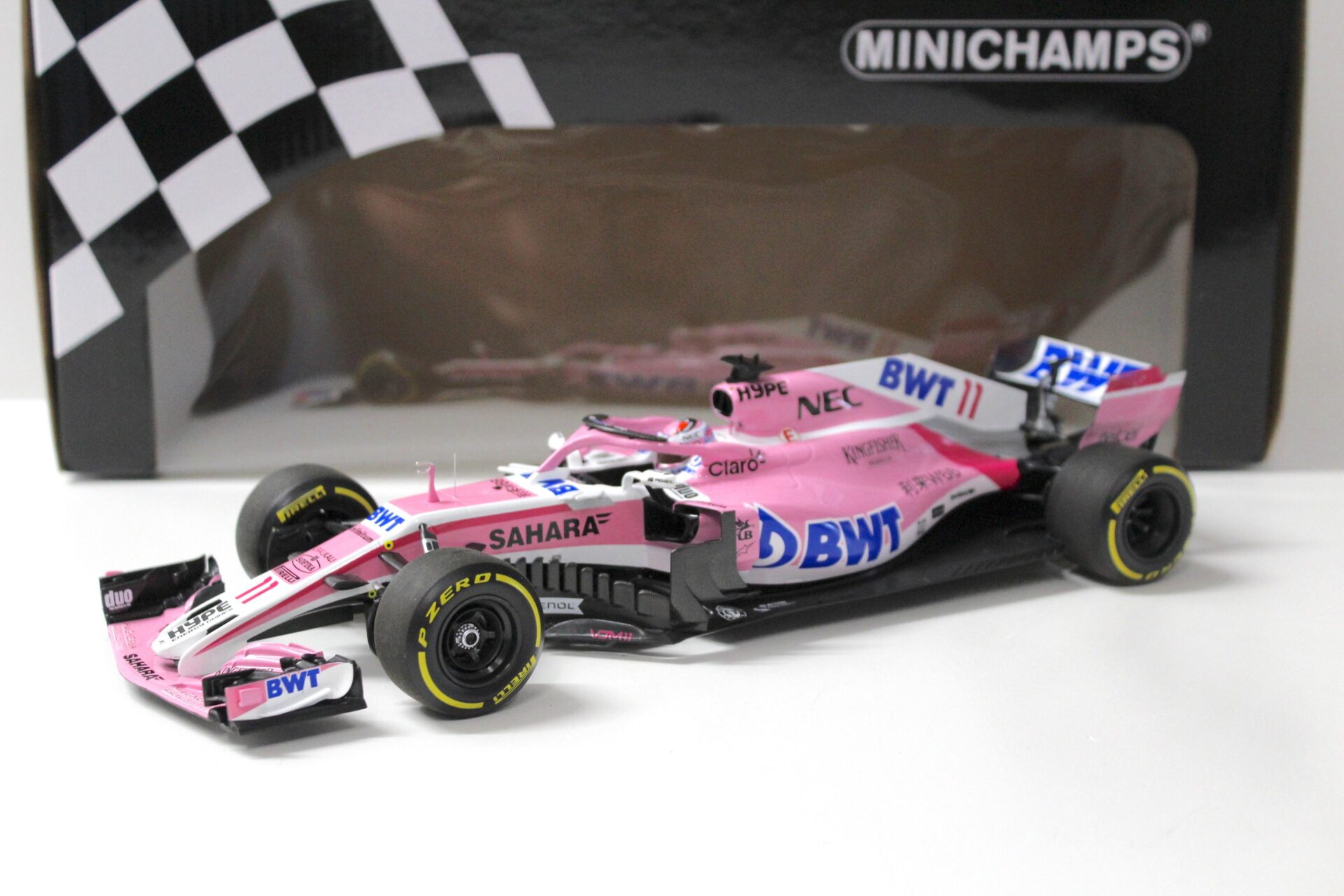 ID 48421 orig.jpg 1:18 Minichamps Force India F1 Team Mercedes VJM11 Sergio Perez 2018