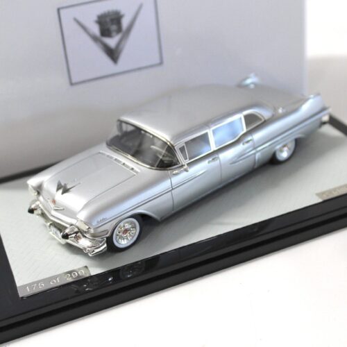 1:43 GLM Cadillac Series 75 Limousine 1957 silver metallic
