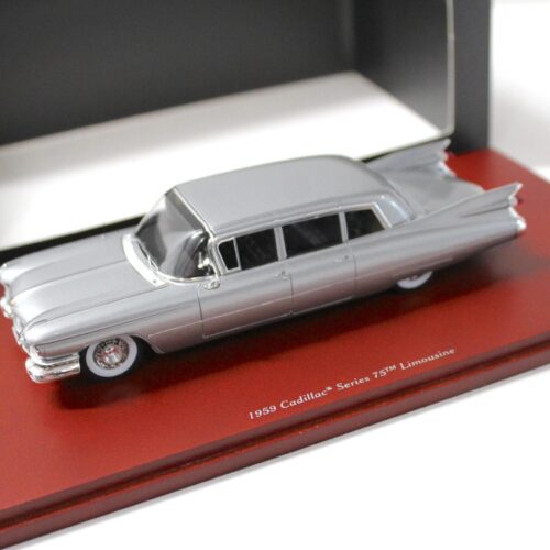 1:43 TSM True Scale 1959 Cadillac Series 75 Limousine silver
