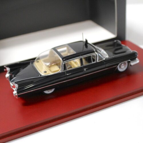 1:43 TSM True Scale 1958 Cadillac Series 75 Bubble-Top Queen Elizabeth II