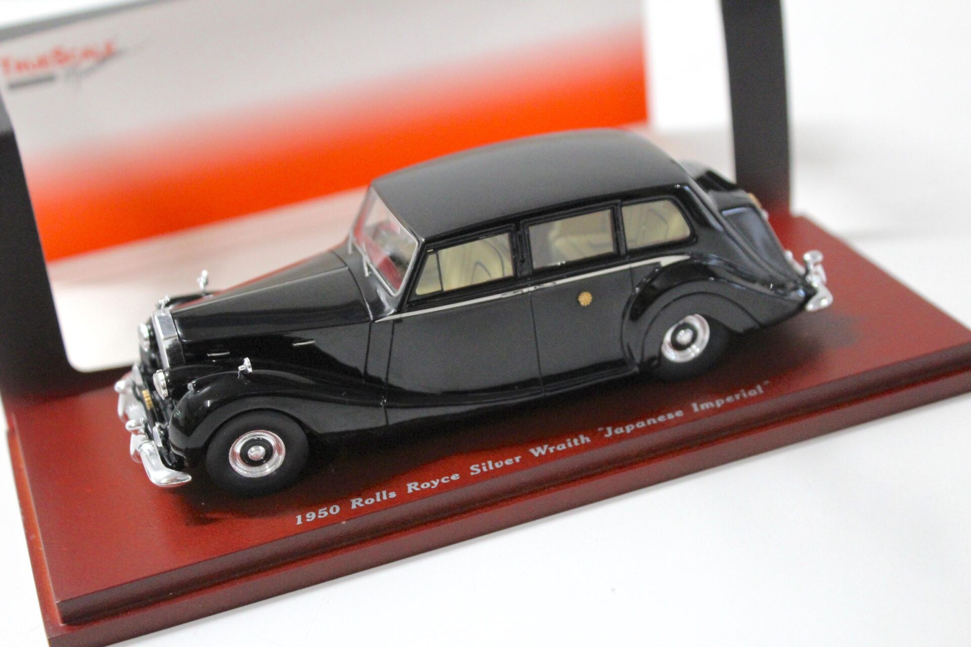 ID 48578 orig.jpg 1:43 TSM True Scale 1950 Rolls Royce Silver Wraith "Japanese Imperial"