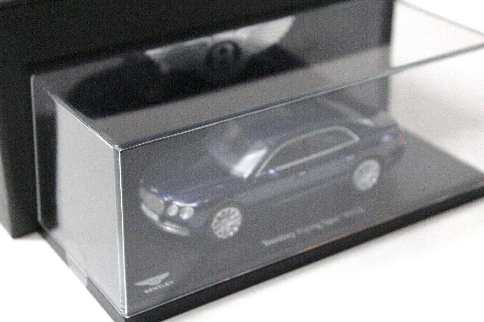 1:43 Kyosho Bentley Flying Spur W12 blue 2012