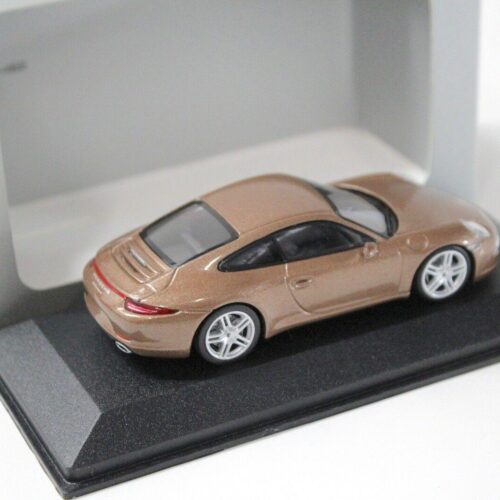 1:43 Minichamps Porsche 911 (991) Carrera 4 brown DEALER VERSION