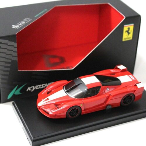 1:43 Kyosho dNano Ferrari FXX red/white