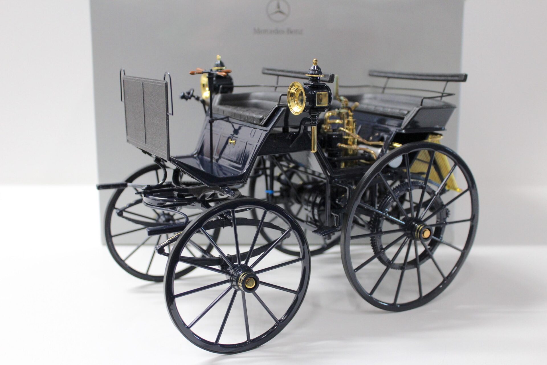 1:10 Vanbo Mercedes Benz Daimler Motor Kutsche dark blue DEALER VERSION