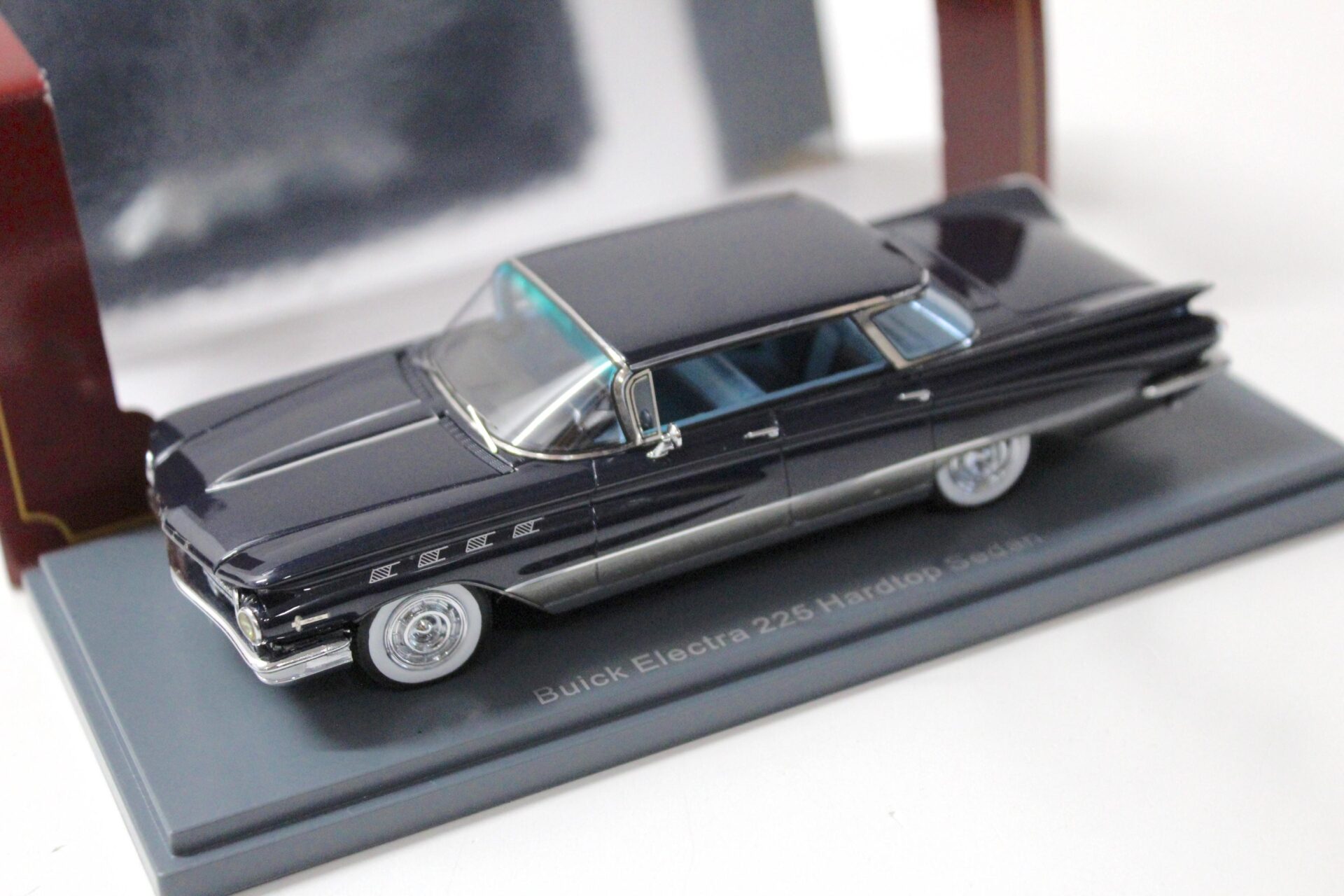 ID 49184 orig.jpg 1:43 American Excellence NEO Buick Electra 225 Hardtop 4-door Sedan dark blue