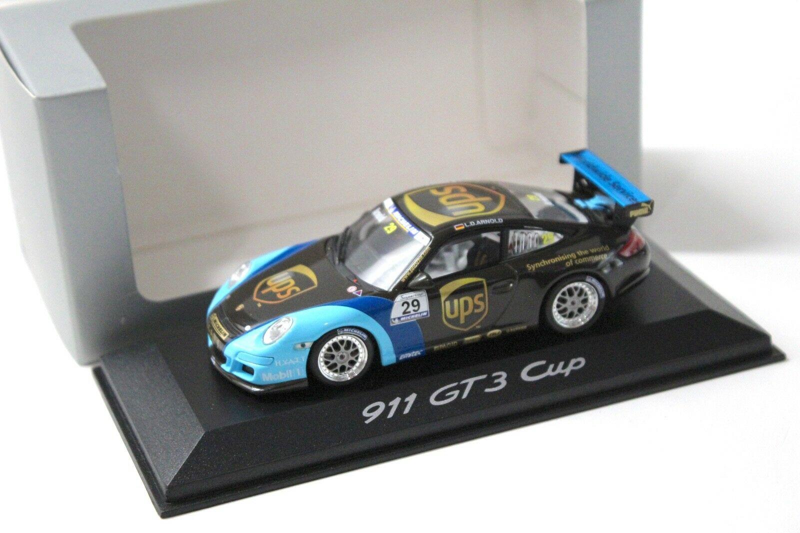 ID 49226 orig.jpg 1:43 Minichamps Porsche 911 997 GT3 CUP UPS #29 DEALER VERSION