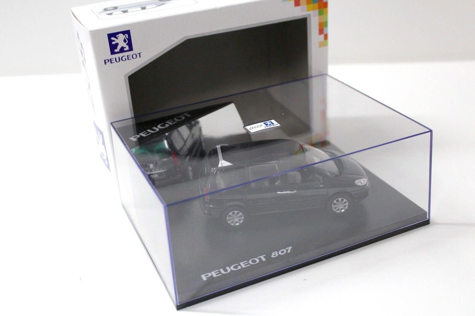 1:43 Norev Peugeot 807 grey/black DEALER VERSION