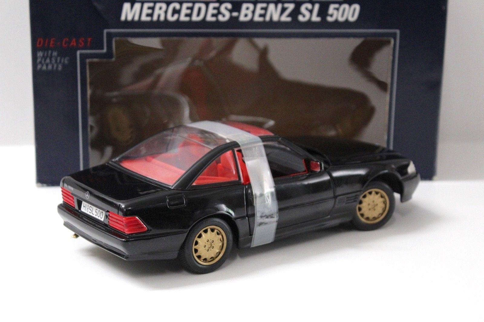 1:18 Revell Mercedes SL 500 black/ gold