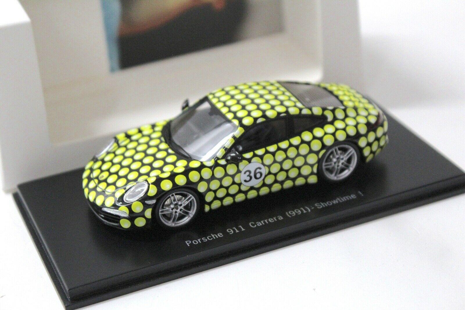 1:43 Spark Porsche 911 (991) Carrera SHOWTIME DEALER VERSION