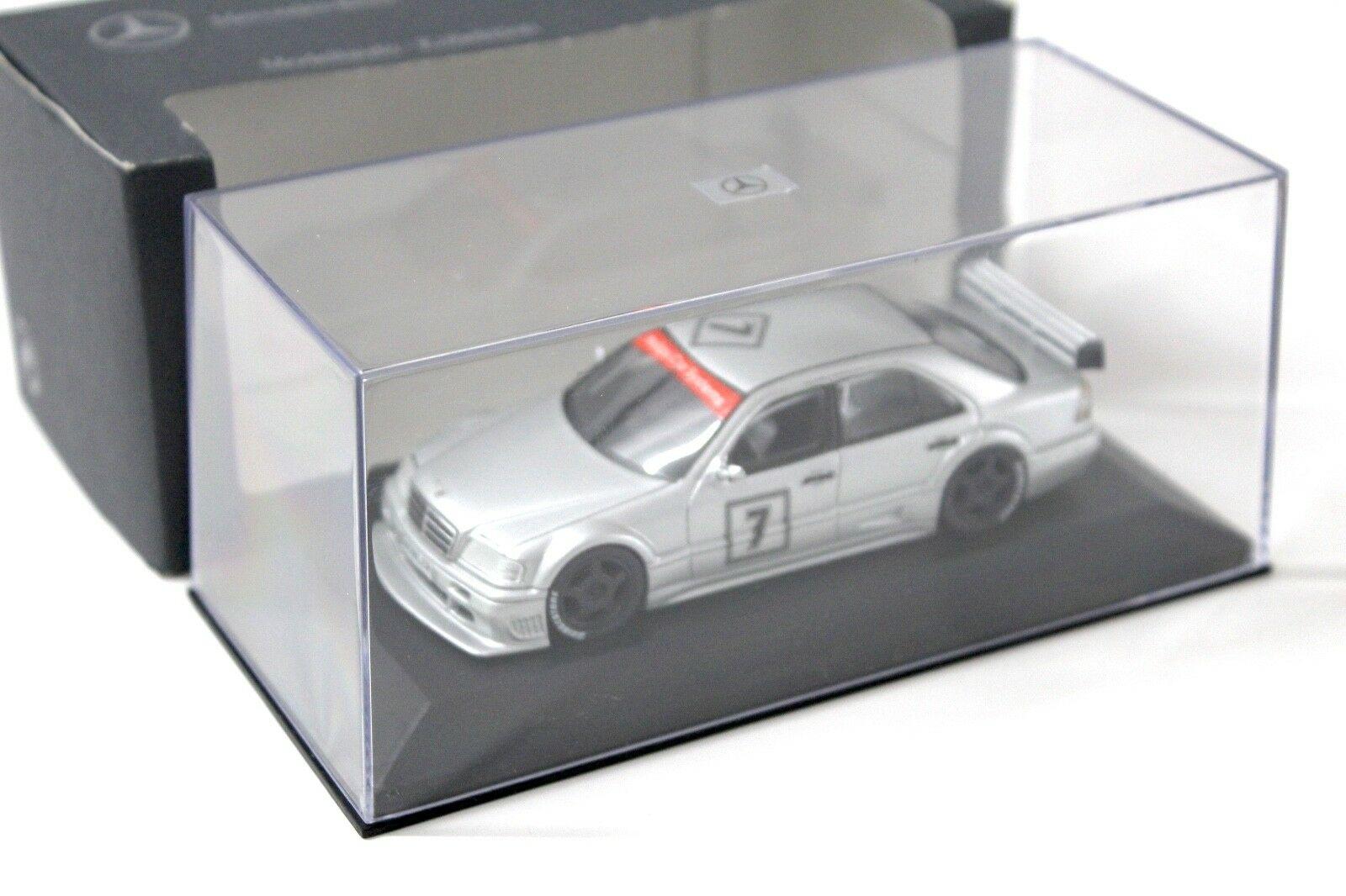 1:43 Minichamps Mercedes C-Klasse Testcar #7 silver DEALER VERSION