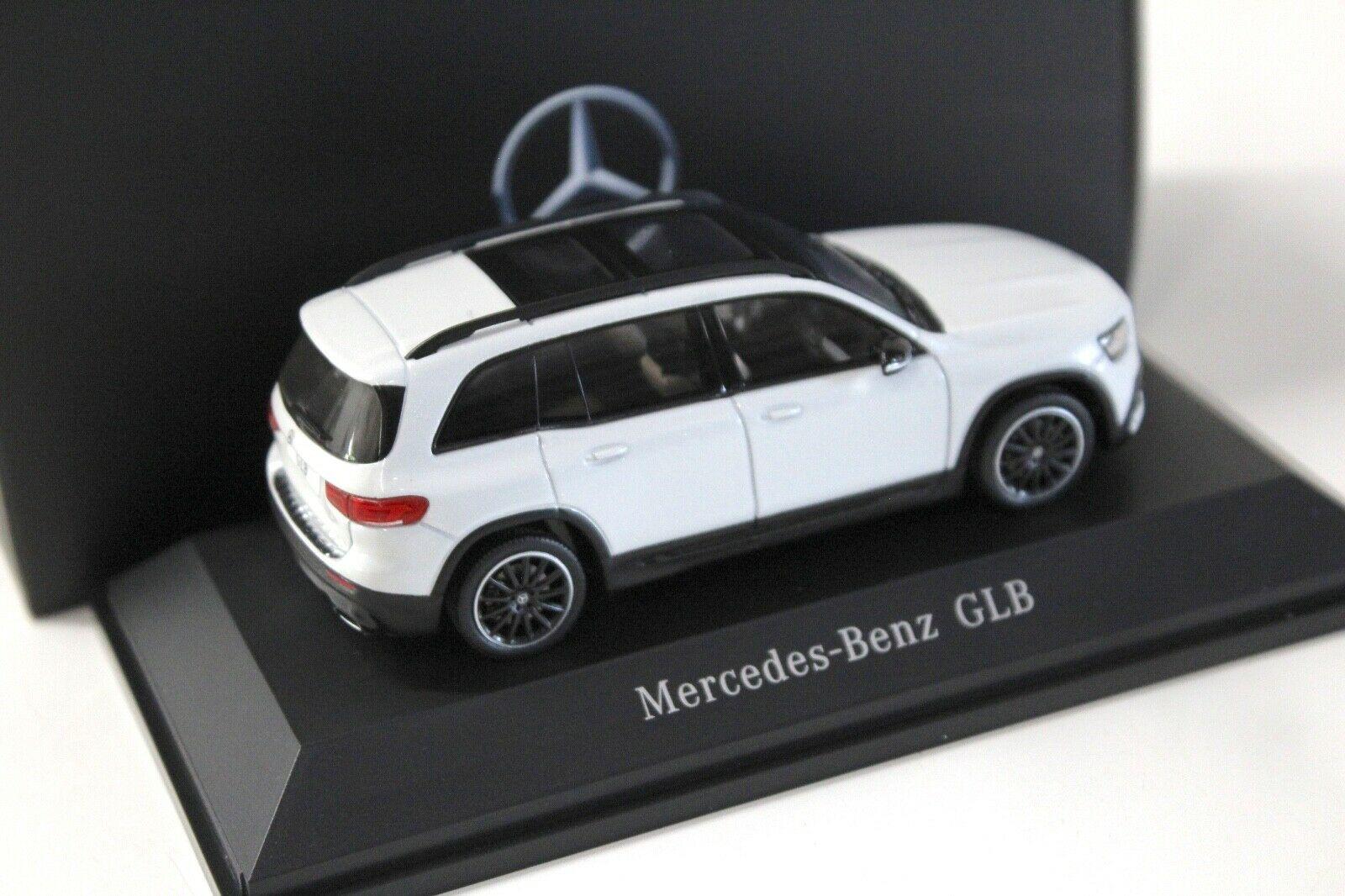 1:43 Spark Mercedes GLB X247 AMG Line white 2019 DEALER VERSION