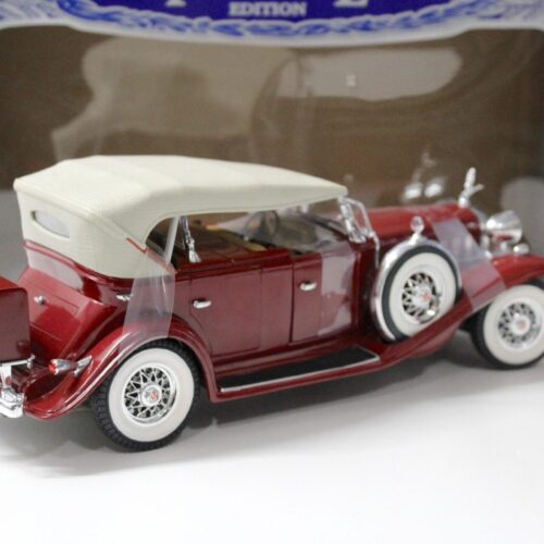 1:18 Anson 1932 Cadillac Sport Phaeton dark red/ beige roof