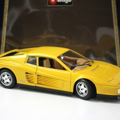 1:18 Bburago Ferrari Testarossa 1984 yellow