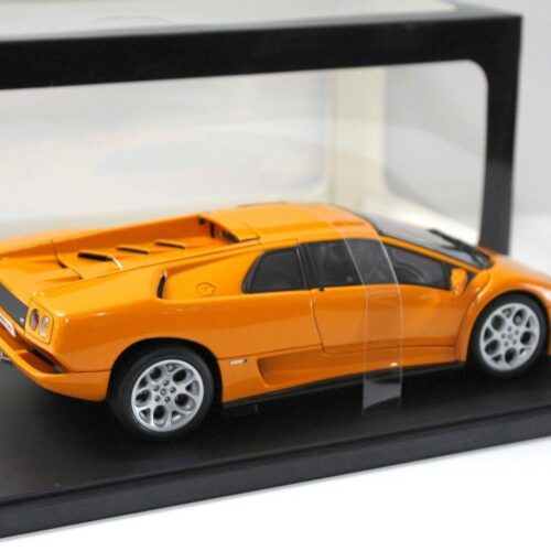 1:18 AUTOart Lamborghini Diablo 6.0 orange