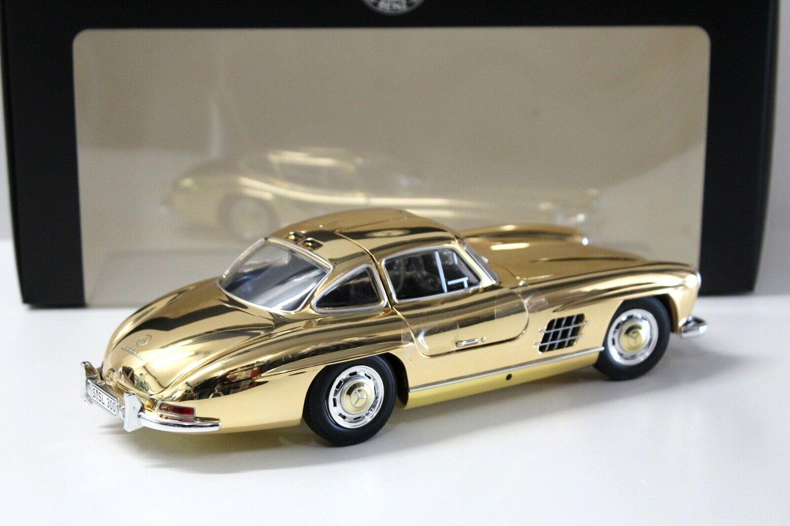 1:18 Minichamps Mercedes 300SL (W198) GOLD EDITION DEALER VERSION