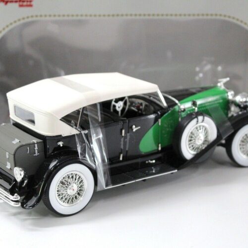 1:18 Signature Models 1934 Duesenberg green/ black