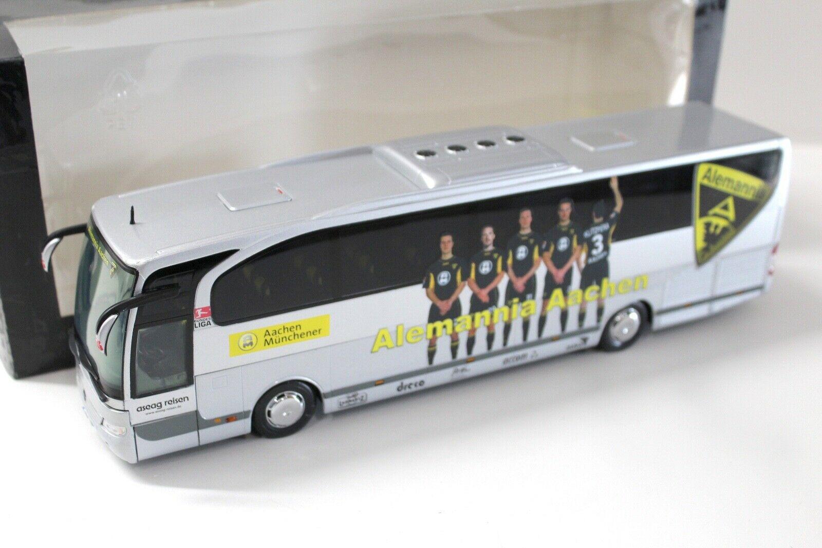 1:43 Minichamps Mercedes Travego 2000 Bus Alemannia