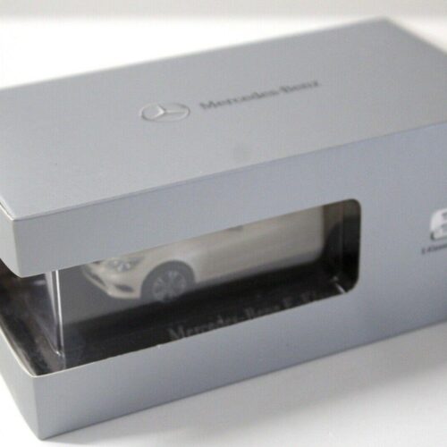 1:43 Kyosho Mercedes E-Klasse Coupe white DEALER VERSION