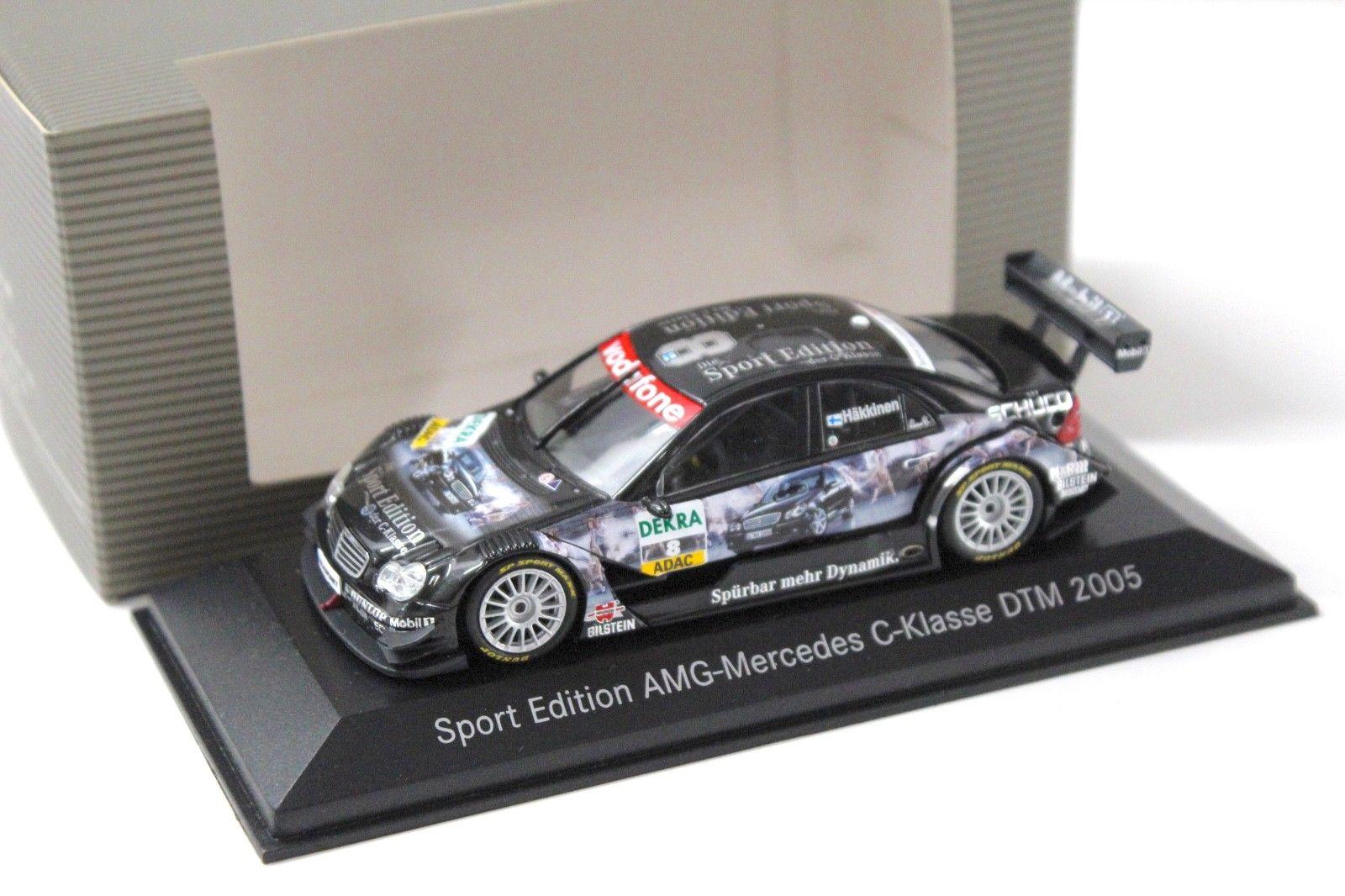 ID 50486 orig.jpg 1:43 Minichamps Mercedes C-Klasse DTM 2005 Häkkinen #8 DEALER VERSION