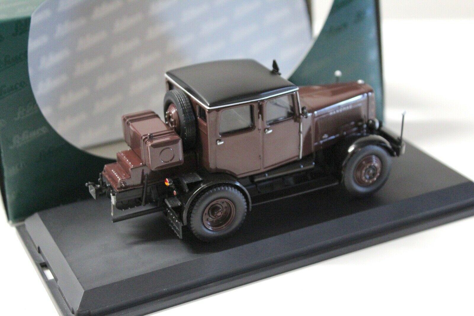 1:43 Schuco Hanomag ST 100 brown Zugmaschine