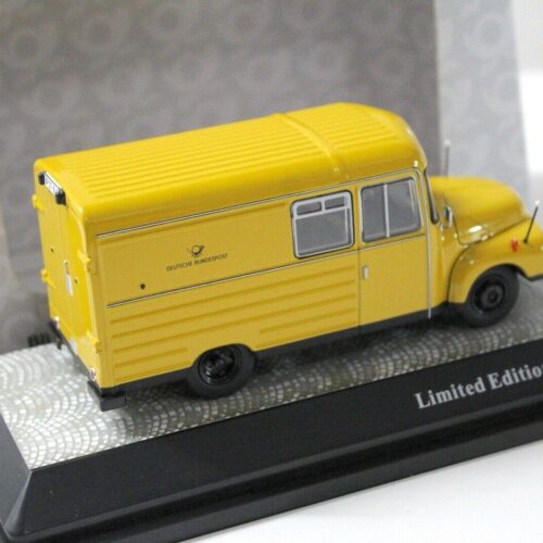 1:43 Premium ClassiXXs Opel Blitz 1,75t Deutsche Post yellow