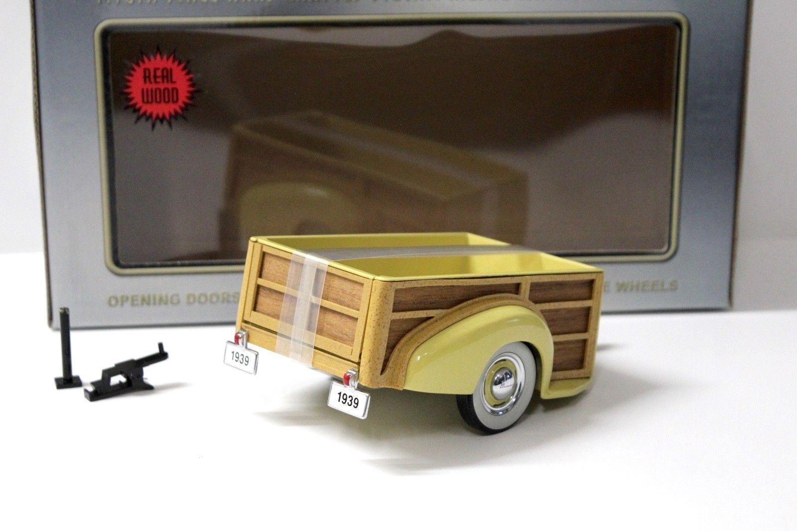 1:18 Motorcity Chevy Master Woody Wagon Trailer yellow