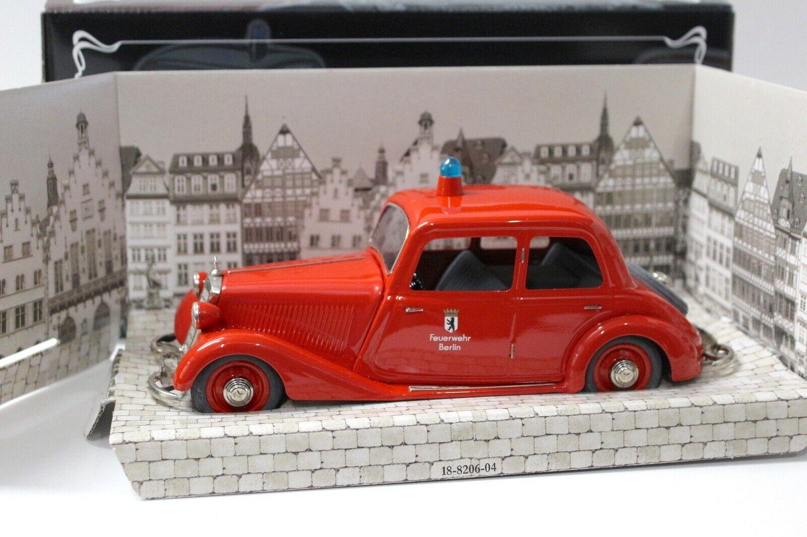 ID 50863 orig.jpg 1:18 Schuco Mercedes 170V Limousine Feuerwehr Berlin