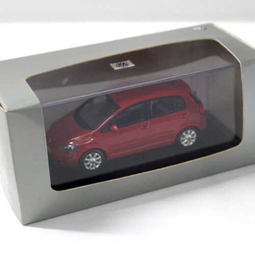 1:43 Minichamps VW Golf Plus red DEALER VERSION