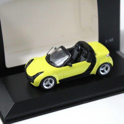 1:43 Minichamps Smart Roadster yellow DEALER VERSION