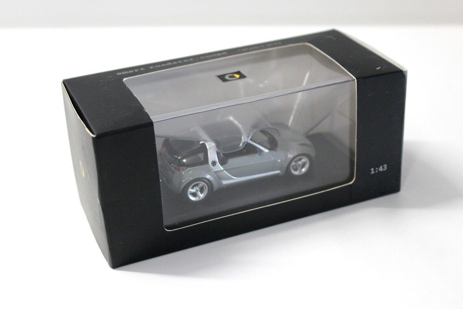 1:43 Minichamps Smart Roadster Coupe grey DEALER VERSION