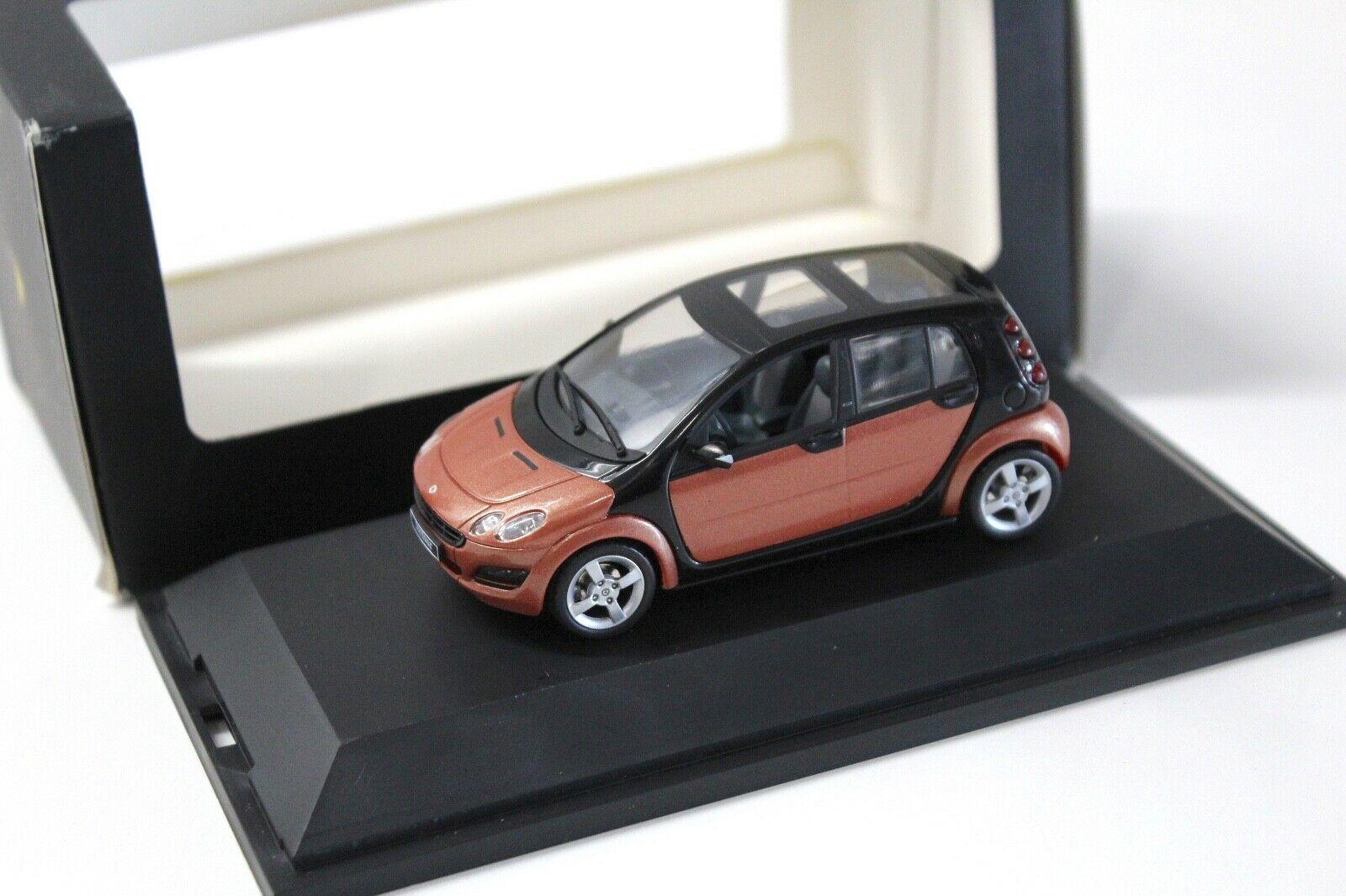 1:43 Schuco Smart Forfour Flame red DEALER VERSION