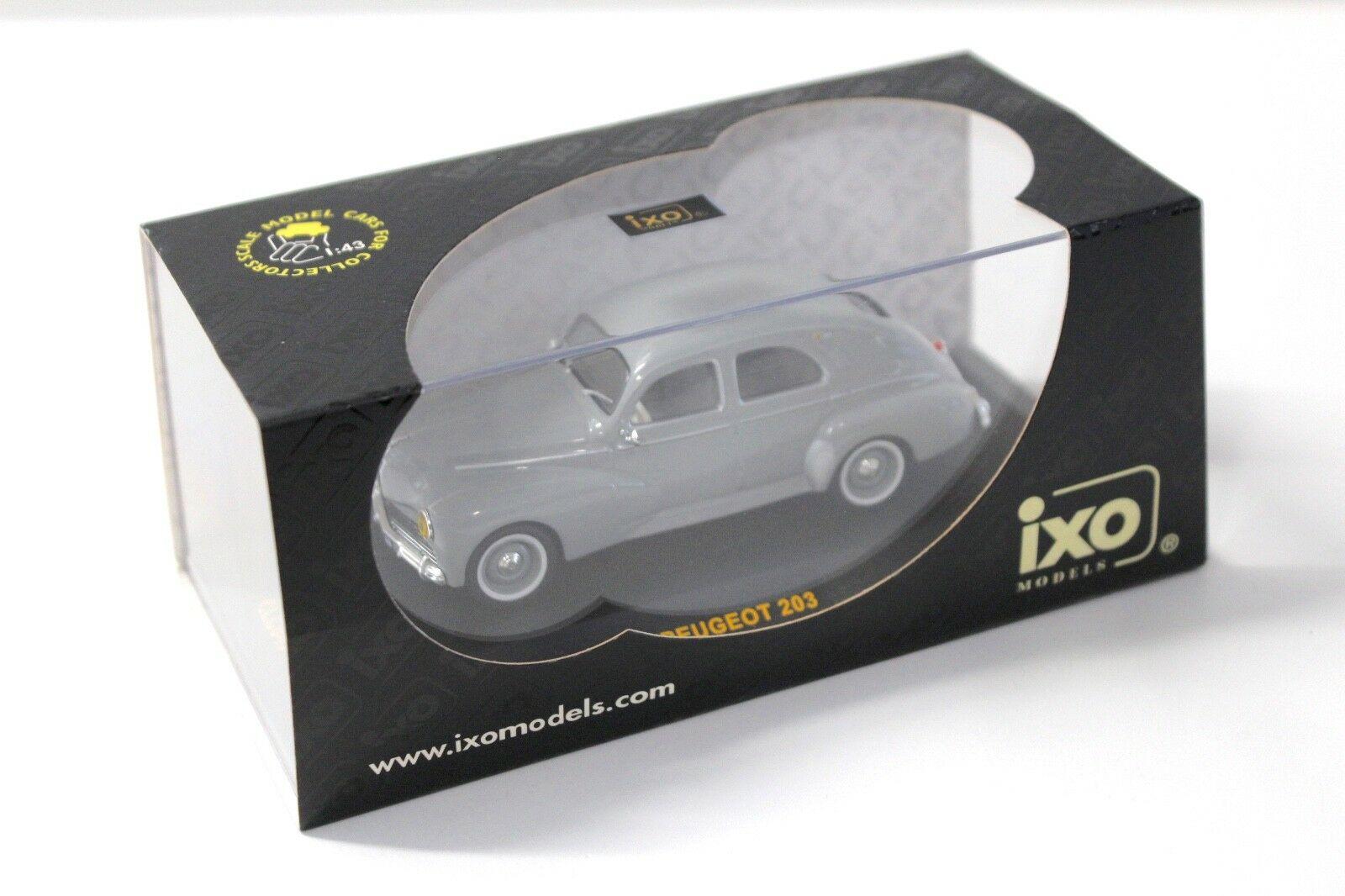 1:43 IXO Peugeot 203 grey
