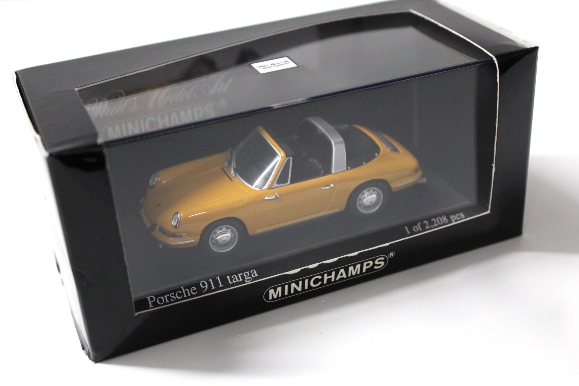 1:43 Minichamps Porsche 911 Targa 1965 Bahamas yellow