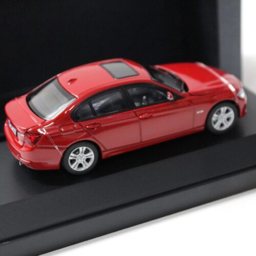 1:43 Paragon BMW 3er F30 335i Limousine red DEALER VERSION