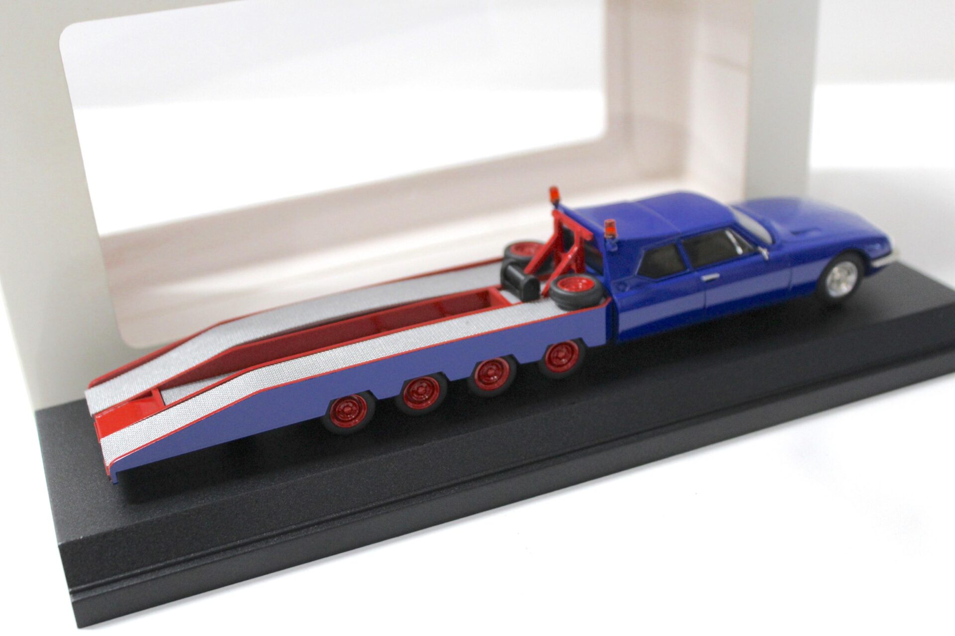 1:43 Classiques Citroen SM Tissier Porte Voiture Transporter dark blue