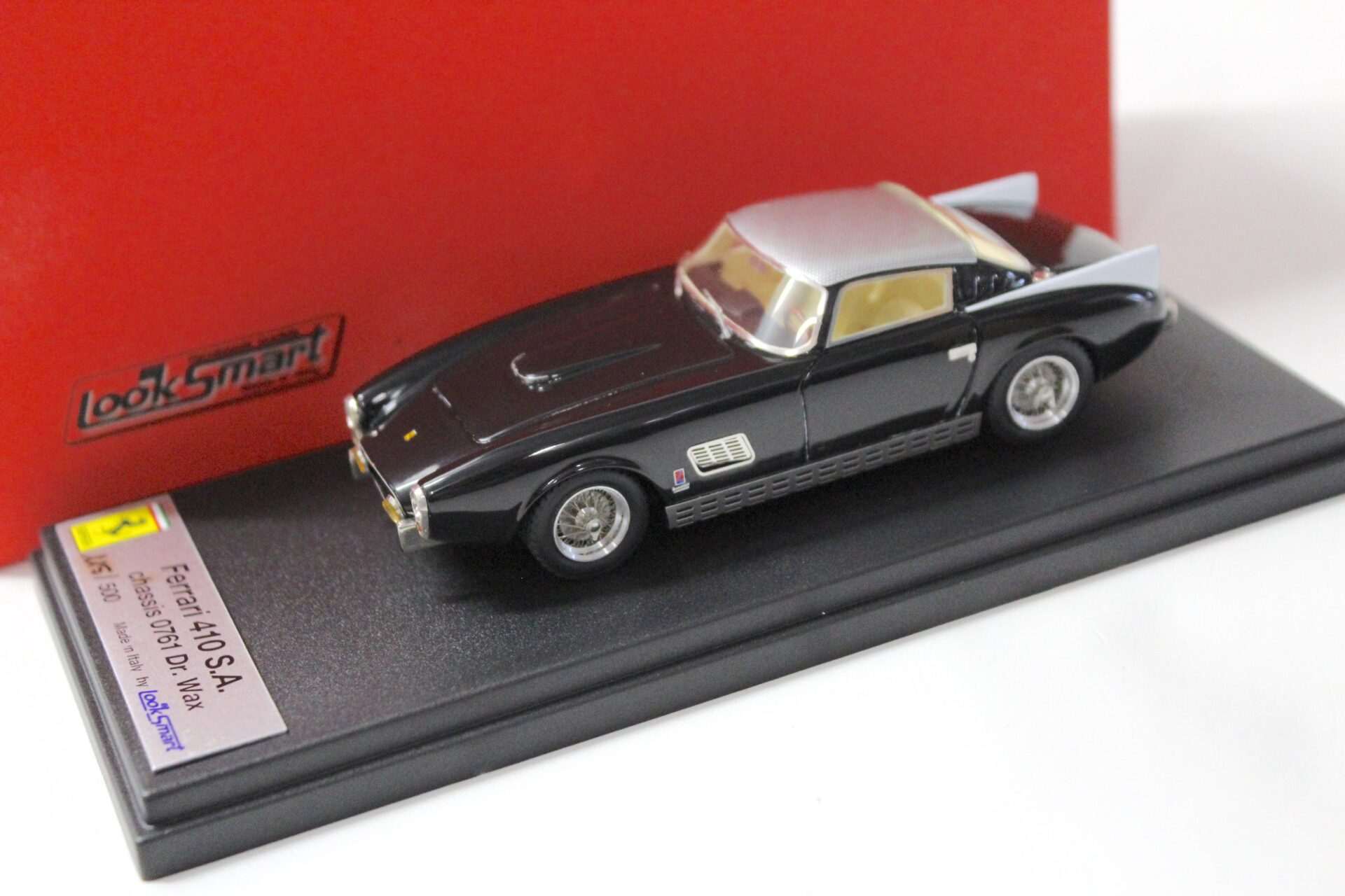ID 51843 orig.jpg 1:43 LookSmart Ferrari 410 S.A. Telaio 0761 Dr. Wax black/ silver