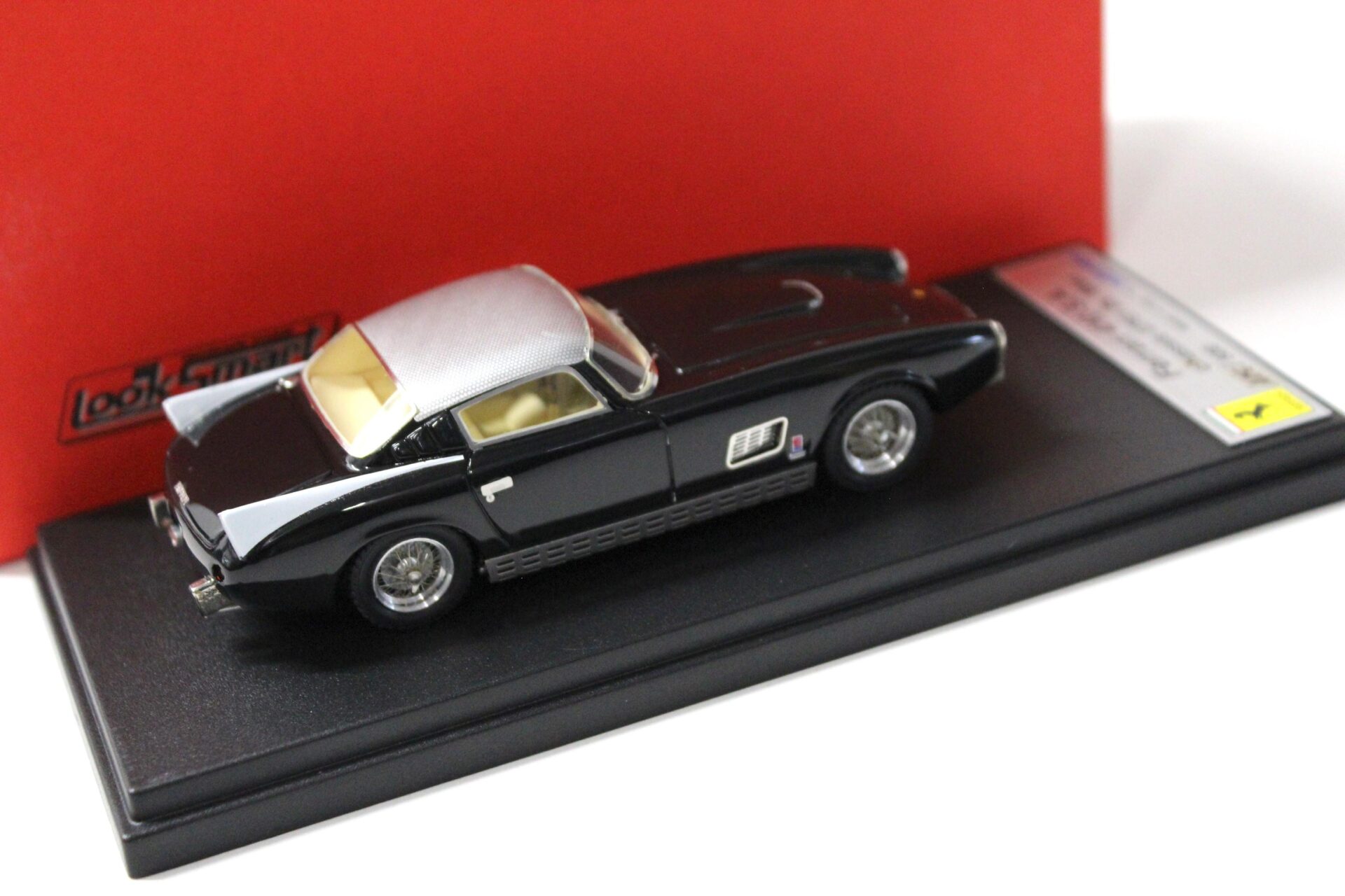 1:43 LookSmart Ferrari 410 S.A. Telaio 0761 Dr. Wax black/ silver