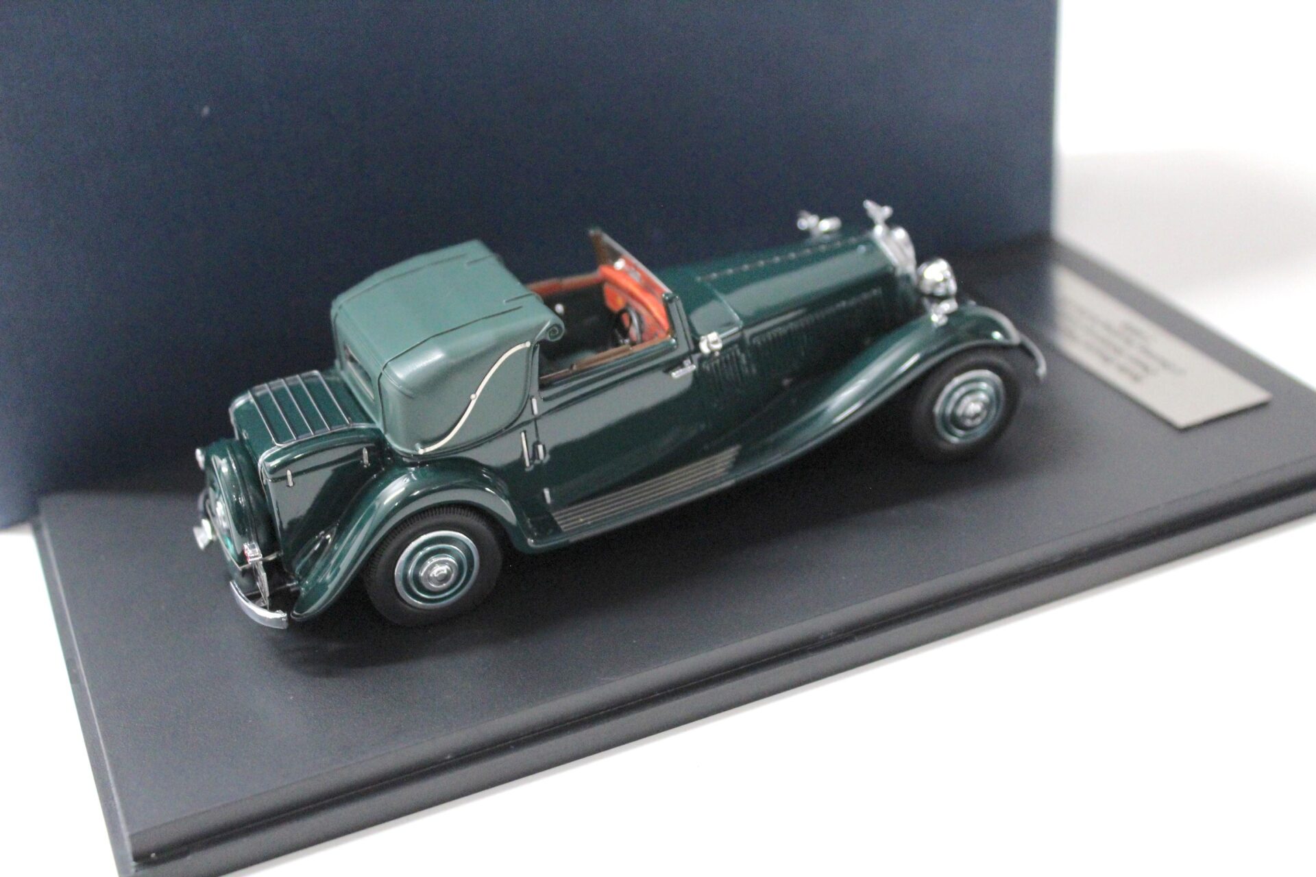 1:43 Neo Rolls Royce Phantom II Owen Sedanca Coupe Gurney Nutting green