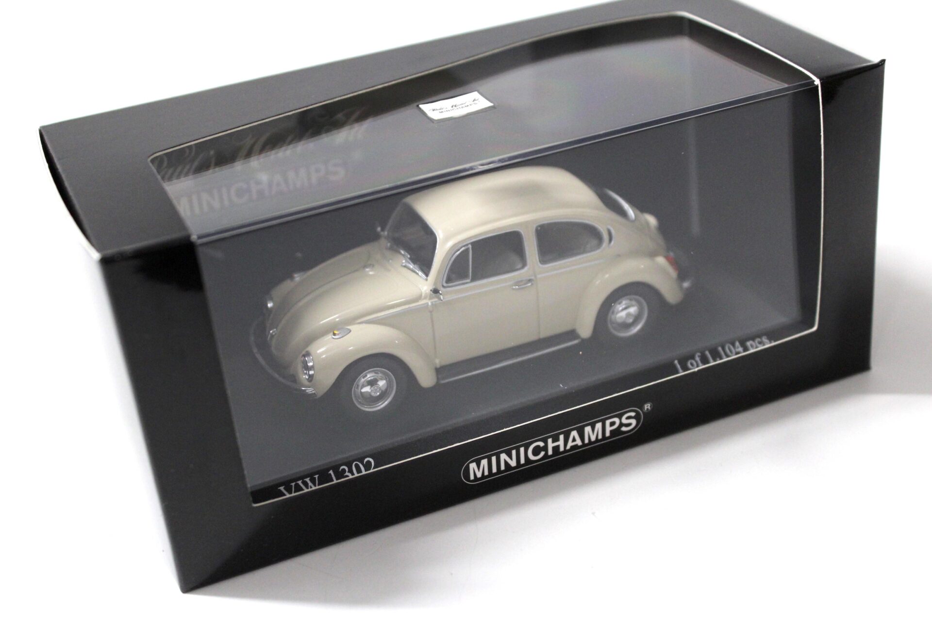 1:43 Minichamps VW Käfer 1302 Saloon 1970-1972 beige
