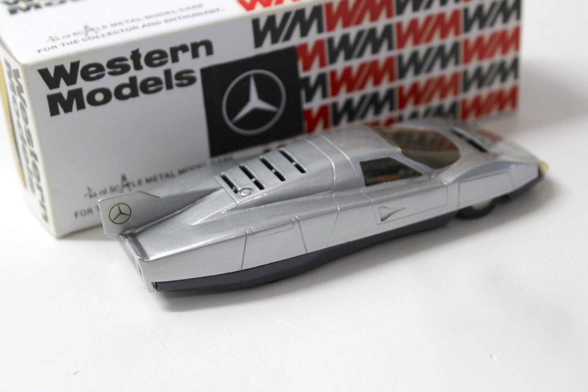 1:43 Western Models 1977 Mercedes C111/ 3 Recordcar silver