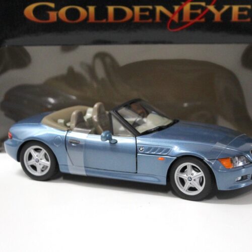 1:18 UT Models BMW Z3 Roadster James Bond Golden Eye blue metallic - Image 2