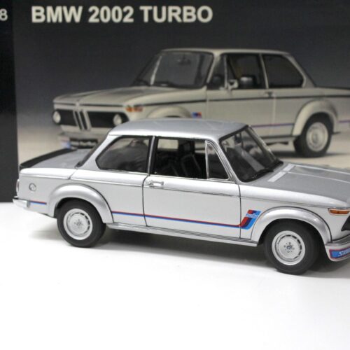 1:18 AUTOart BMW 2002 Turbo silver