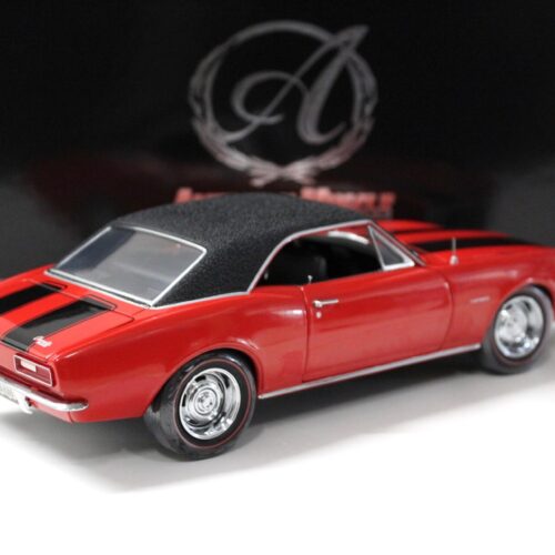 1:18 ERTL Authentics Chevrolet Camaro Z28 Coupe red/ black 1967