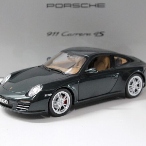 1:18 Norev Porsche 911 (997.II) Carrera 4S Coupe Racing green DEALER VERSION