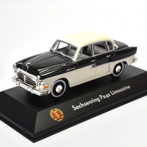 1:43 Atlas DDR Collection Sachsenring P240 Limousine white/ black