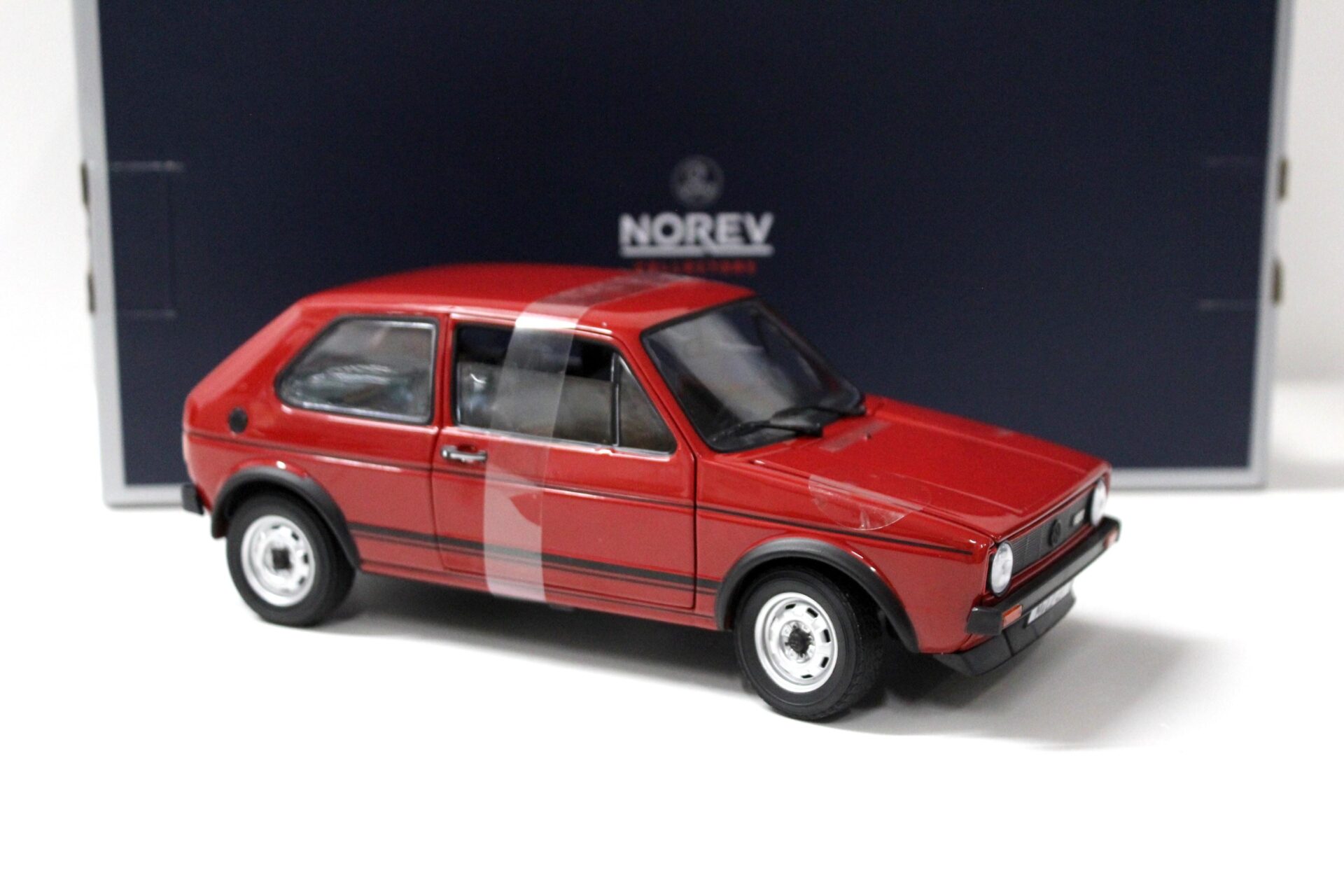1:18 Norev VW Golf 1 GTI MKI 1976 red