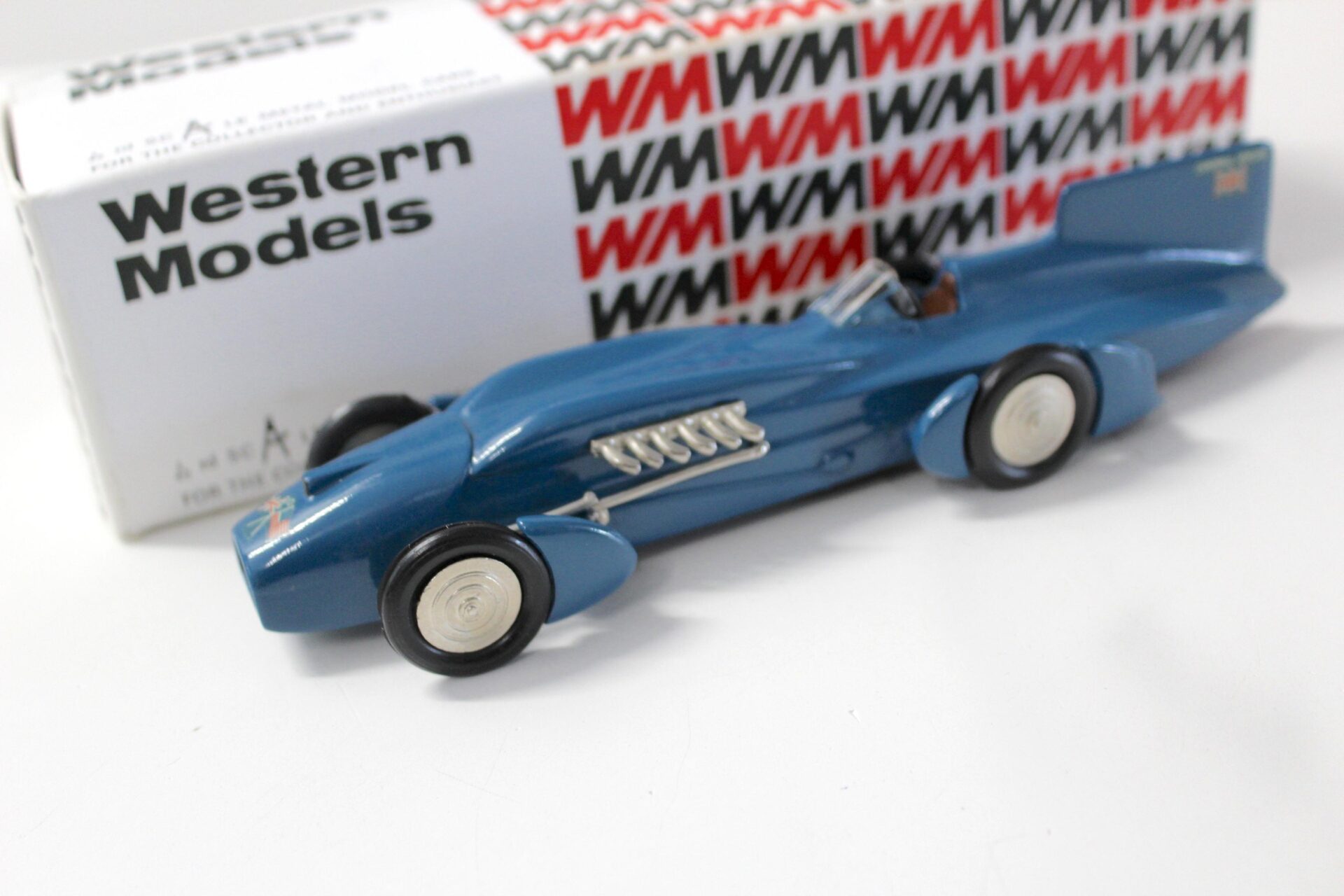 ID 52970 orig.jpg 1:43 Western Models 1933 Bluebird Recordcar Campbell Special blue